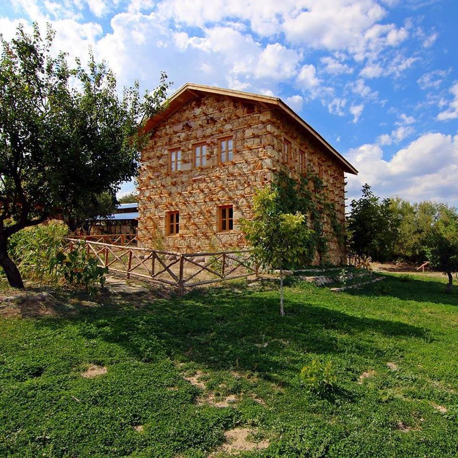 Yasayan Koy Hotel Kizilcasogut Exterior foto